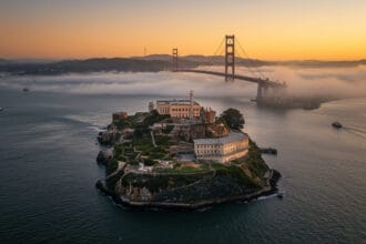 Alcatraz: Geschichte, Legenden und Flucht vom Teufelsfelsen