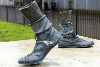 Teddy Baldock Statue