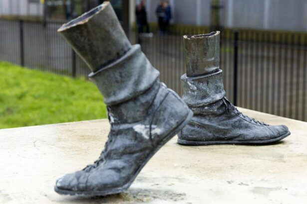 Teddy Baldock Statue