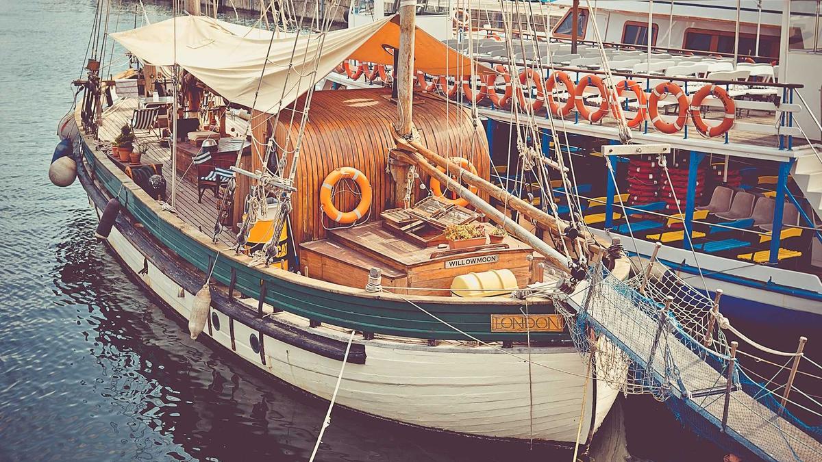 Illustration zu Trump Iran Angriff